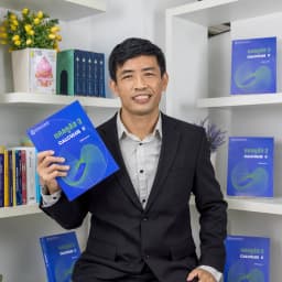 รองศาสตราจารย์ ดร.ชัยรัตน์ มดนาค