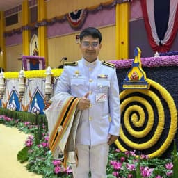 ดำรงค์ ตุ้มทอง