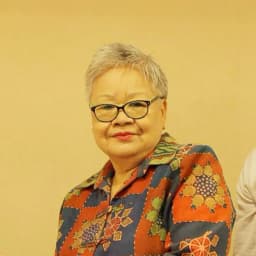 จิราภรณ์ สถาปนะวรรธนะ