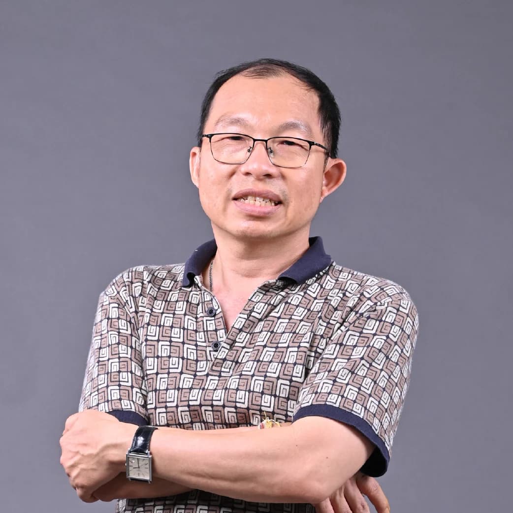 นพคุณ ต่อวงศ์