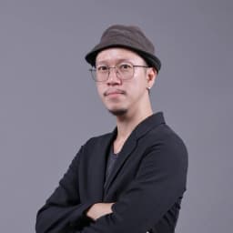 นฤพนธ์ คมสัน