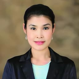 รองศาสตราจารย์วรารัชต์ มหามนตรี
