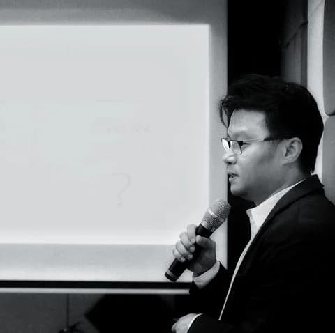 รองศาสตราจารย์ ดร.จักรพันธ์ เพ็ชรภูมิ