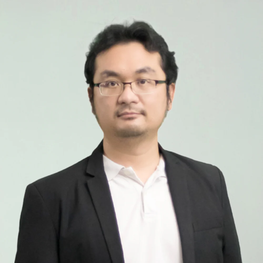 กฤตธี เดชยง