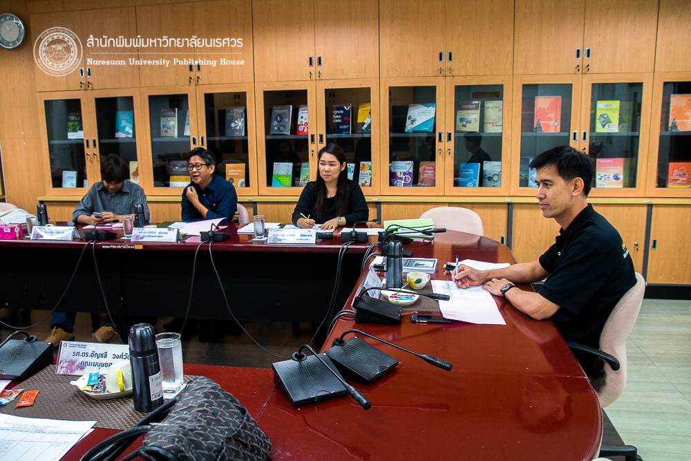 คณะอนุกรรมการกองบรรณาธิการ